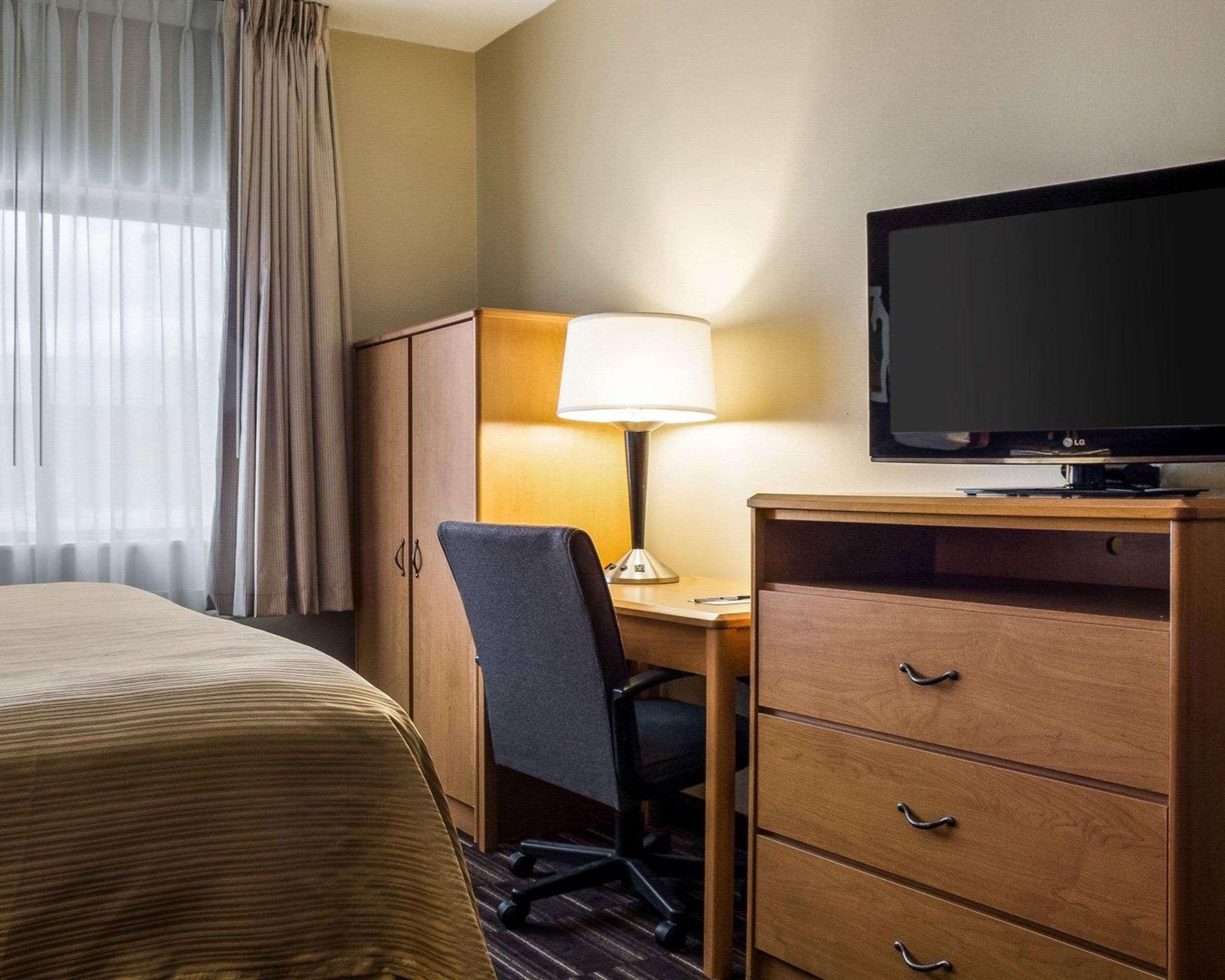 Quality Suites Near West Acres Фарго Екстериор снимка