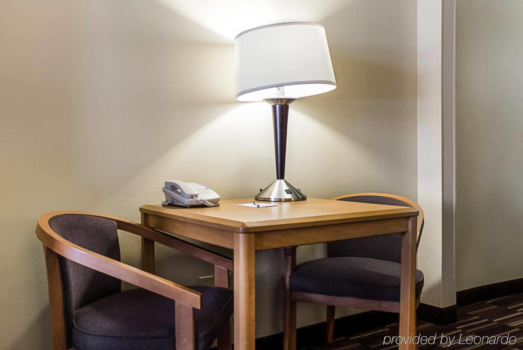 Quality Suites Near West Acres Фарго Екстериор снимка