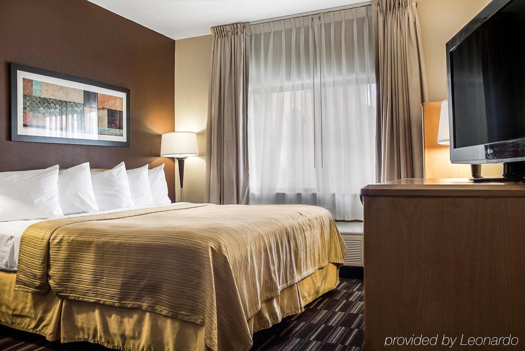 Quality Suites Near West Acres Фарго Екстериор снимка
