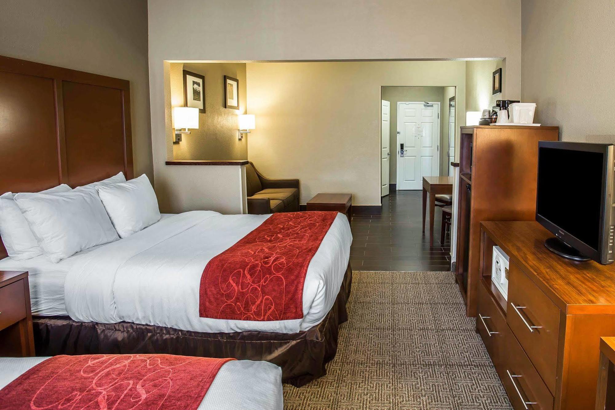 Quality Suites Near West Acres Фарго Екстериор снимка
