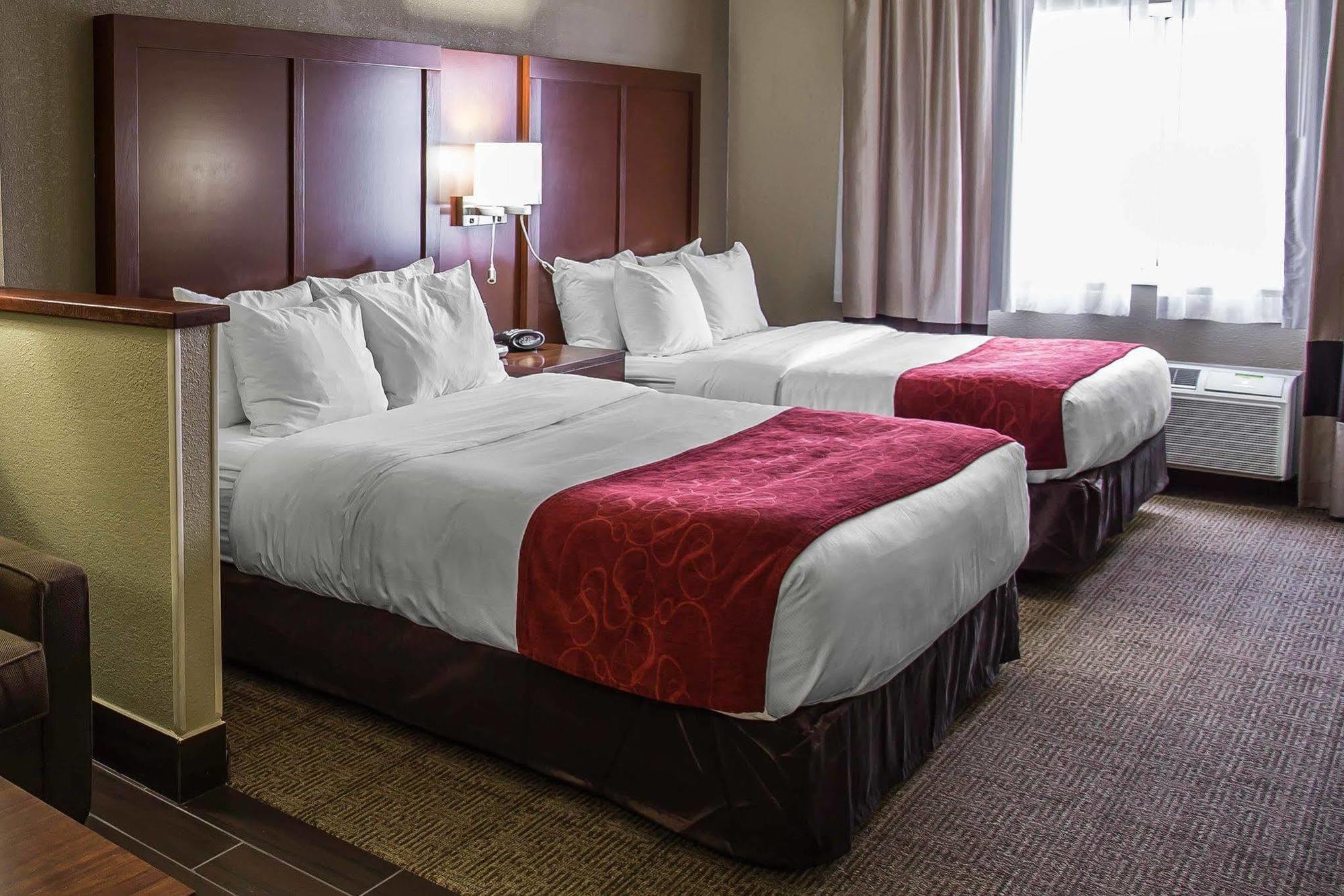 Quality Suites Near West Acres Фарго Екстериор снимка